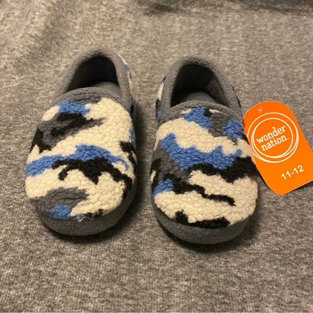 Cozy Camouflage Slippers Boys‎ Size 11-12 Wonder Nation Slip On New